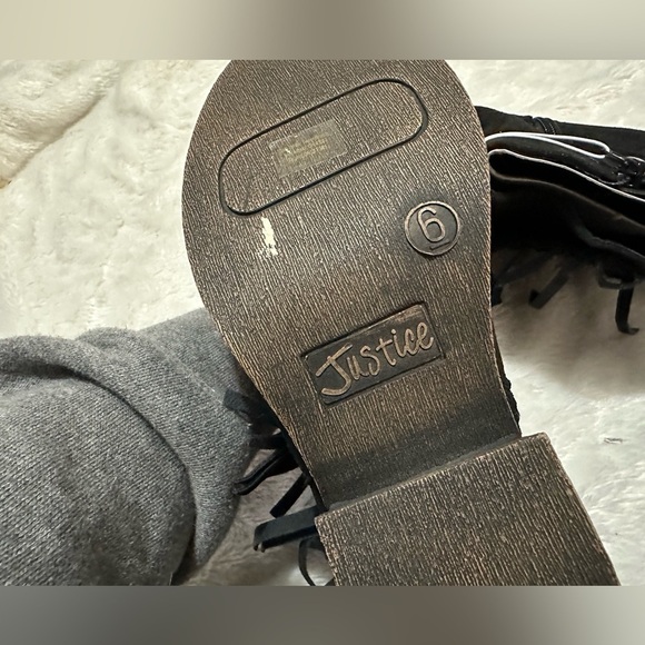 Black Justice Tassle Boots Size 6 Western Heels Block Short - Picture 2 of 2